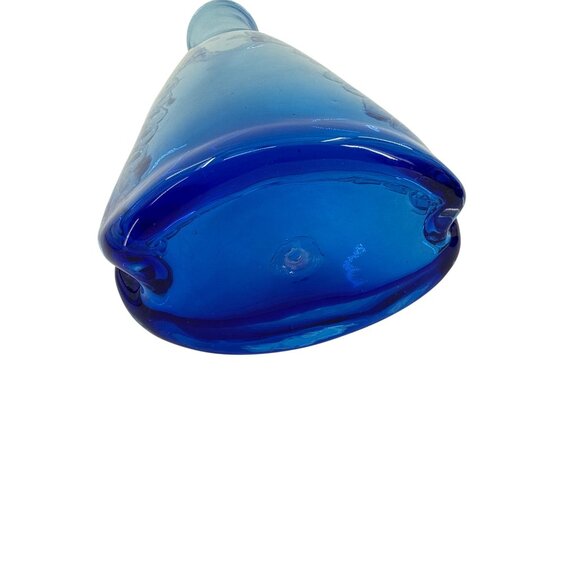 Blenko Blue Glass Vase #932 Azure 1993 With Ruffled Design - Picture 5 of 7